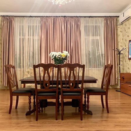 Apartment On Zhukovskogo Odessa Eksteriør billede