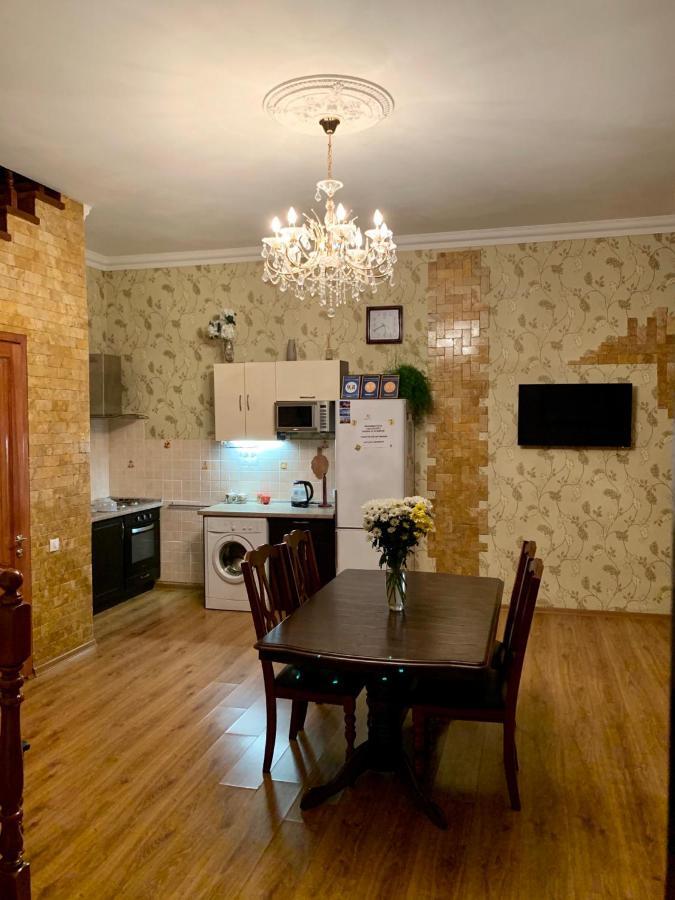 Apartment On Zhukovskogo Odessa Eksteriør billede